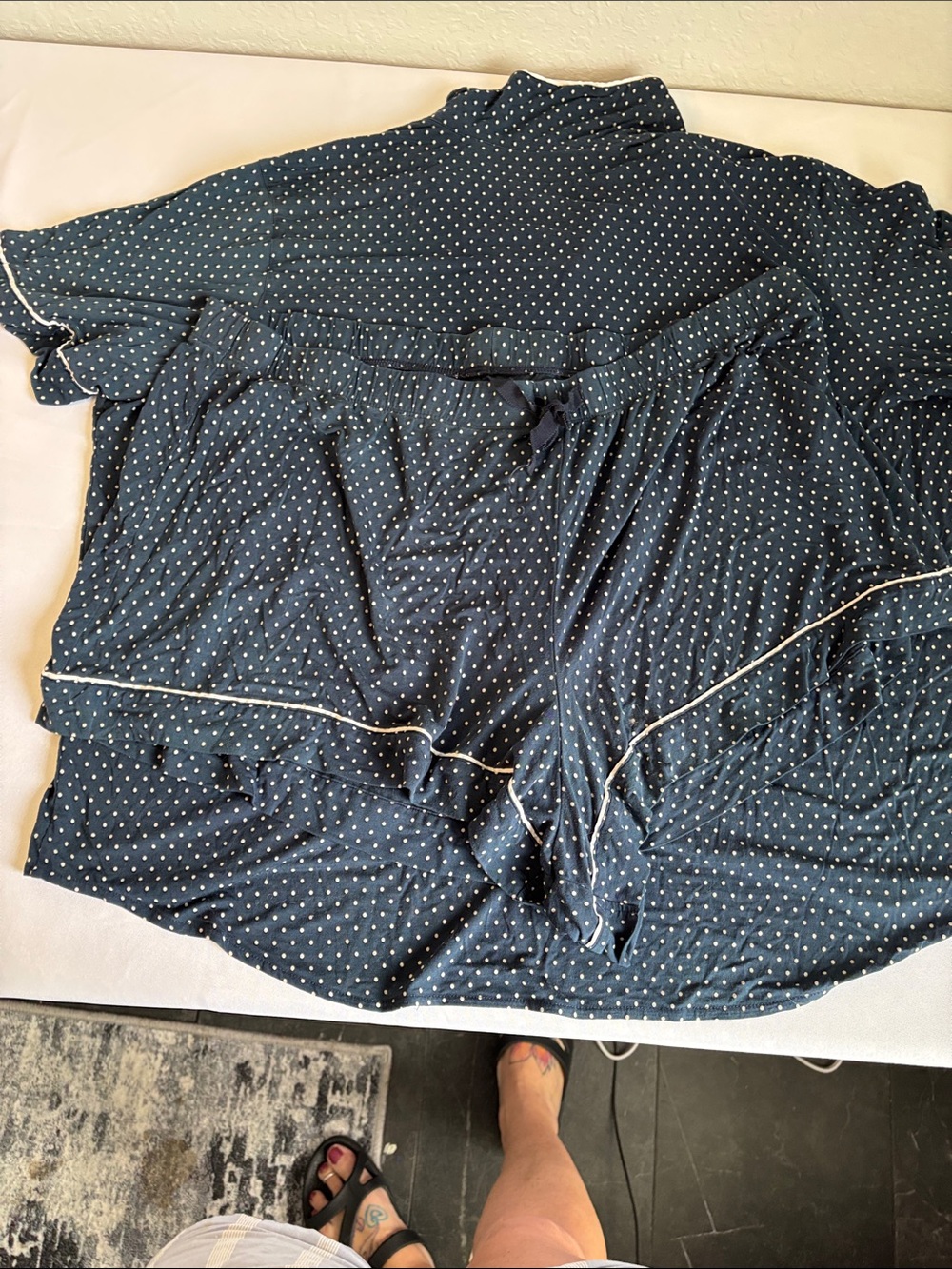 Victoria's Secret Navy Blue Polka Dot Pajama Set - Picture 6 of 6